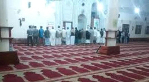 فرار جماعي لمئات المصلين من أحد المساجد بصنعاء