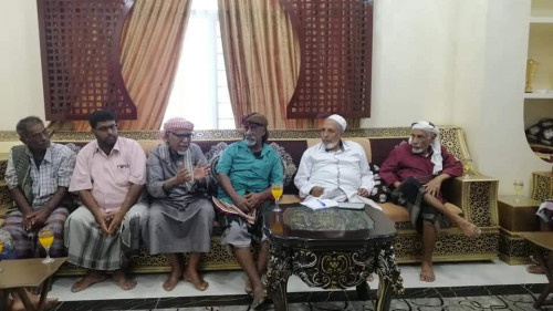 العطاس يُطلع مقادمة وعقال قبائل المحمديين والشماسي والبهيشي على جهود توحيد وتصحيح مسار الكيانات الحضرمية