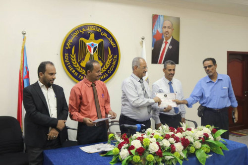 الجعدي في ختام دورة إدارة الأزمات:نخوض جبهات متعددة وخصومنا يحاربون الشعب بالخدمات والرواتب وأبسط مقومات العيش الكريم