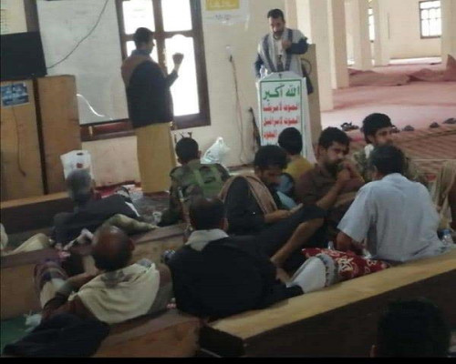 أقدم وأكبر جامع في البيضاء تنتهك حرمته ويتحول إلى صالة مقيل(شاهد الصور)