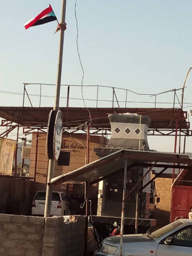 شباب تريس الأحرار يرفعون الأعلام الجنوبية في الخط العام بسيئون