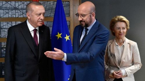 يتهم أردوغان بتقويض اقتصاد بلاده.. تقرير المفوضية الأوروبية يزعج تركيا