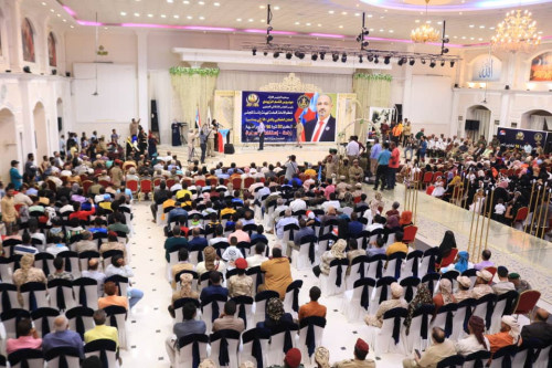 بحضور قيادات المجلس.. الانتقالي يحتفي بالذكرى الـ57 لثورة 14 أكتوبر بحفلٍ خطابي وفني وتراثي بهيج