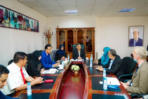 لملس يناقش مع وفد من البرنامج الإنمائي التابع للأمم المتحدة تجهيزات أمن مطار عدن ومشروع دعم السلطات المحلية