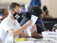 جورجيا على أعتاب المفاجأة.. بايدن يقترب من قلب الطاولة