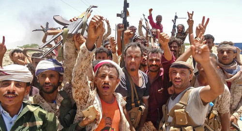 قيادي في الانتقالي: أبلغنا السعودية نيتنا المغادرة والانسحاب من وقف إطلاق النار مع الحكومة اليمنية
