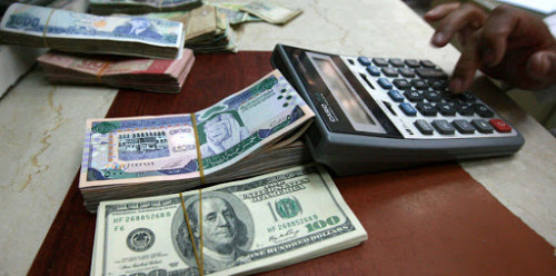 إيقاف كافة عمليات بيع وشراء العملات الأجنبية بالعاصمة عدن