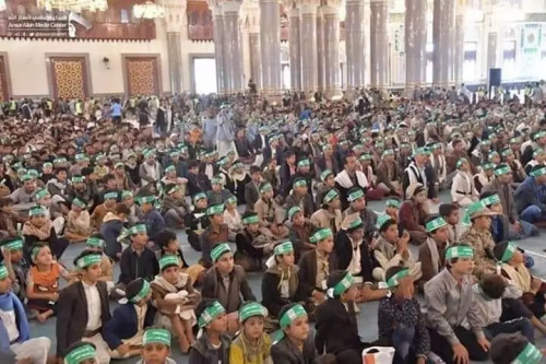 الحوثيون يفتتحون أكثر من 250 مدرسة طائفية