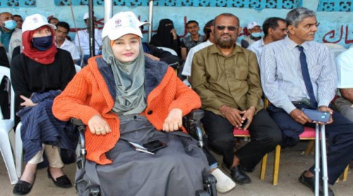 الصليب الأحمر يحتفل باليوم العربي لـ ذوي الإعاقة بعدن والمكلا