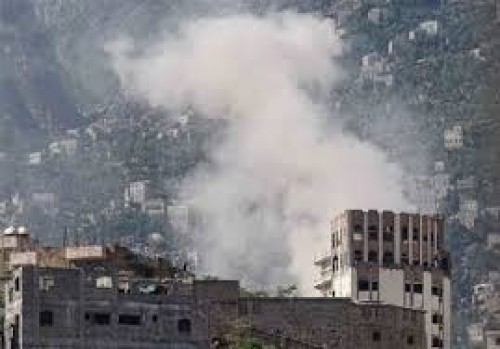 سقوط قتلى بقصف حوثي لحي سكني شمال مدينة تعز