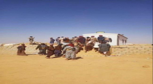 قبائل الصيعر تغلق جمرك استحدثه محافظ الجوف في حضرموت