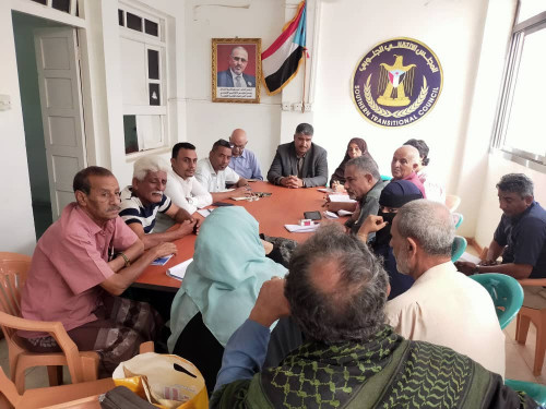 نزار هيثم يدشن برنامج لقاءاته مع الهيئات التنفيذية في مديريات العاصمة عدن