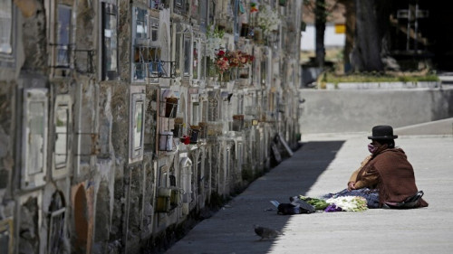 الجثث تتكدس بفعل الموجة الثانية من كورونا في هذه الدولة