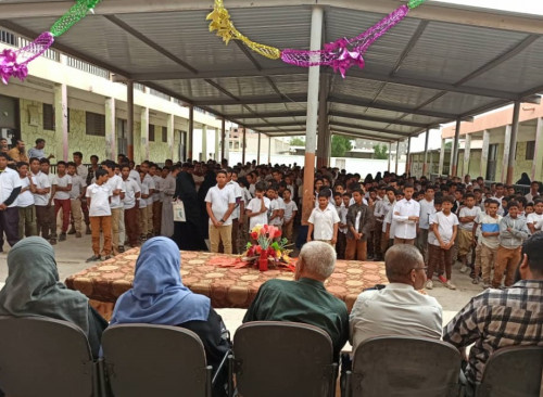 انتقالي المنصورة يشارك في تكريم المتفوقين في مدرسة 22 مايو "بنين" بالمديرية