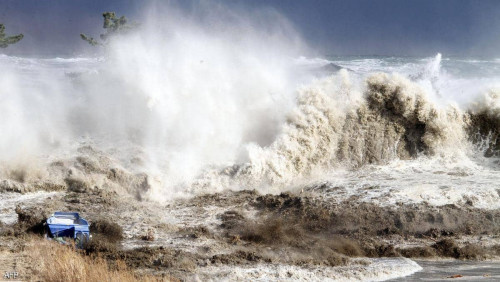تحذير من تسونامي.. زلازل تفصل بينها دقائق في 3 دول