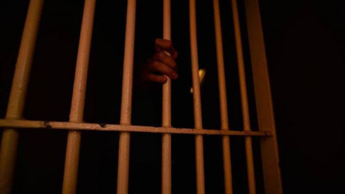 إخفاء وتعذيب جسدي.. حقائق صادمة من داخل سجون الإخوان بشبوة