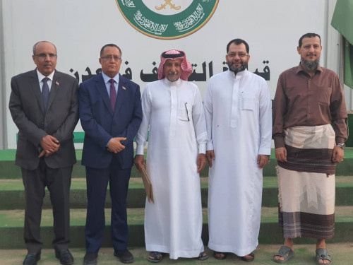 الخُبجي يناقش مع رئيس لجنة التنسيق والارتباط السعودي وقائد قوات التحالف في عدن عملية صرف الرواتب وآليات تنفيذ اتفاق الرياض