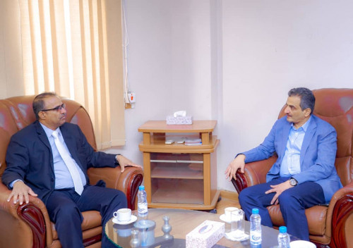 لملس والزعوري يبحثان سُبل التنسيق والتعاون بين السلطة المحلية بعدن ووزارة الشؤون الاجتماعية والعمل