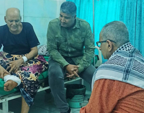 الجعدي وهيثم يطمئنان على صحة المناضل عبدالله بن شملان رئيس تنفيذية انتقالي دار سعد