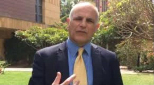 السفير البريطاني يدعو حكومة الشرعية إلى تحسين الظروف المعيشية للمواطنين