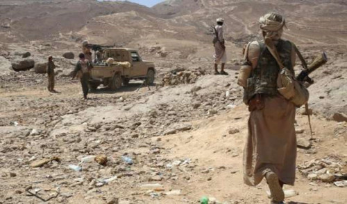 وكالة أنباء فرنسية: مليشيا الحوثي تتقدم باتجاه مأرب بعد سيطرتها على جبل هيلان