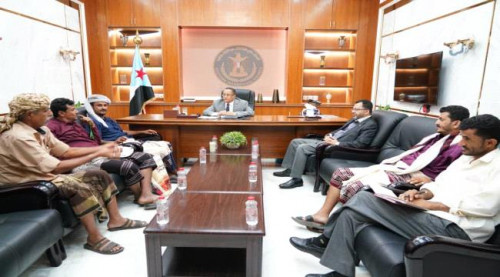 الخُبجي يناقش مع عدد من قيادات المقاومة الجنوبية بأبين جهود تثبيت الأمن والاستقرار ومكافحة الإرهاب في المحافظة