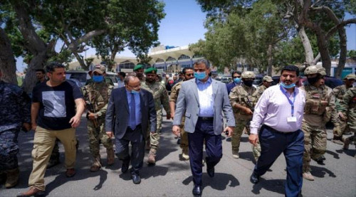 لملس وحُميد يوجهان بفتح الشوارع ورفع الحواجز الاسمنتية من مطار عدن الدولي