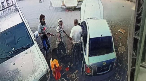 ضبط عنصري عصابة مسلحة اختطفت مواطناً في الشيخ عثمان