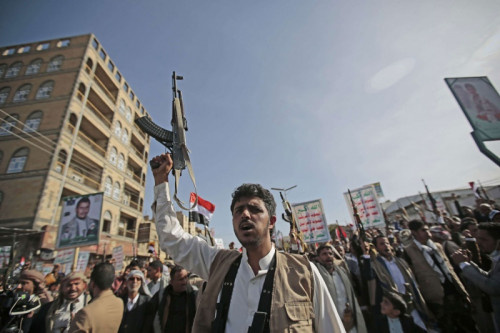  اليمن بين نصف تسوية وساحة حرب دولية