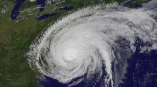 مركز الارصاد يوضح حقيقة تأثر بلادنا بإعصار "تاويتي"
