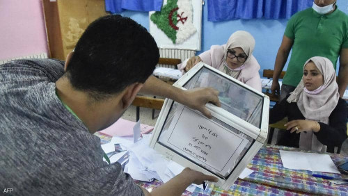 جبهة التحرير الوطني تتصدر انتخابات البرلمان الجزائري