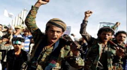 الحوثيون ينقلون أطفال المراكز الصيفية إلى جبهات القتال