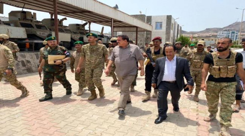 مدير أمن عدن يزور مقر قيادة قوات العاصفة في العاصمة عدن
