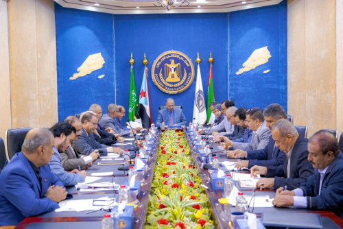  رئاسة الانتقالي تُدين عمليات التحشيد العسكري في أبين وشبوة ولحج