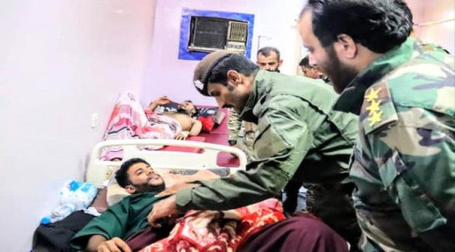 العميد الربيعي يطمئن على صحة جرحى أحداث الشيخ عثمان