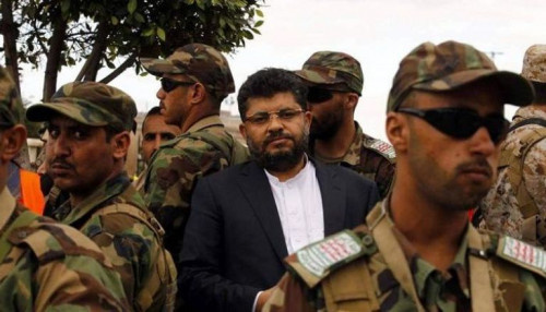 إيران ملاذ آمن لإخوان مصر.. الحوثي يرحب بإعلاميي الإرهاب