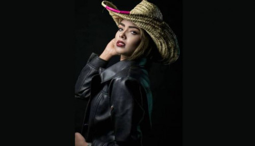 الفنانة انتصار الحمادي تحاول الانتحار داخل سجون الحوثيين