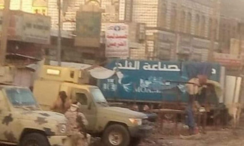 مليشيات الإخوان مدعومة بعناصر القاعدة تحول مدينة لودر إلى ثكنة عسكرية