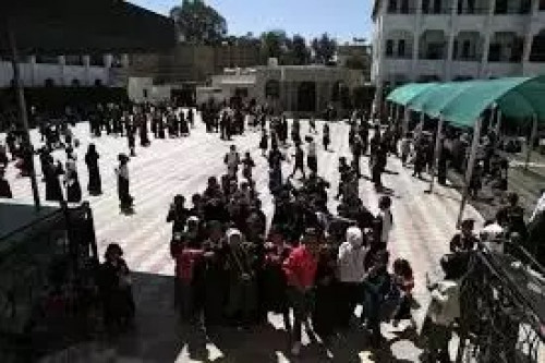 توجيهات حوثية جديدة لابتزاز المدارس الأهلية