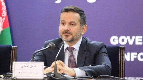 محافظ البنك المركزي الأفغاني يروي تفاصيل هروبه.. وقصة الحذاء