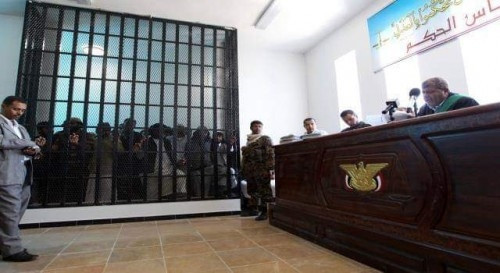 محكمة حوثية تقضي بإعدام 9 أشخاص بينهم أكاديمي دولي وامرأتين