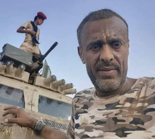 أسرة الشهيد الإعلامي الحربي خالد عسكر اليافعي تقرر تشييع جثمانه يوم غدا الاثنين
