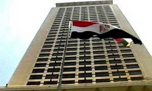 مصر تعرب عن بالغ إدانتها للهجوم الإرهابي الذي استهدف موكب محافظ العاصمة عدن ووزير الزراعة