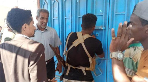 عدن.. إغلاق محلات لحوم مخالفة في مديرية البريقة
