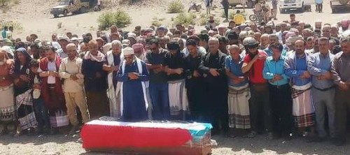 الجعدي يتقدم مشييعي جثمان الفقيد الراحل اللواء علي قاسم طالب