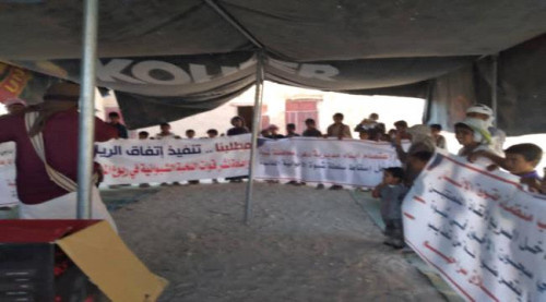 شبوة.. اعتصام لأبناء مديرية دهر يطالب بفتح ملف المعتقلين بسجون الإخوان