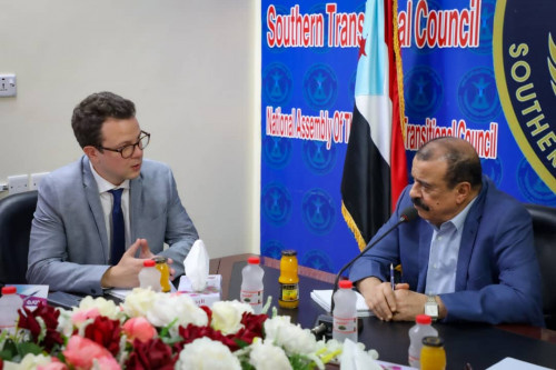 اللواء بن بريك يستقبل مدير مكتب المبعوث الخاص للأمين العام للأمم المتحدة في العاصمة عدن