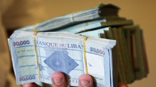 لبنان.. الدولار يلامس عتبة الـ29 ألف ليرة لأول مرة في تاريخ البلاد
