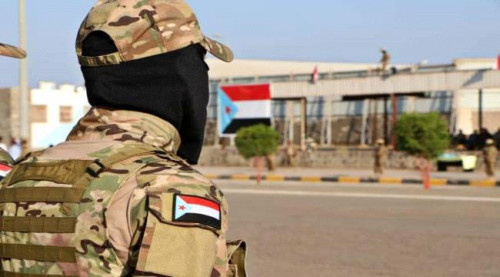 الخارجية الأمريكية تنتقد دور الشرعية اليمنية وتشيد بقوات الحزام الأمني في مكافحة الاهاب