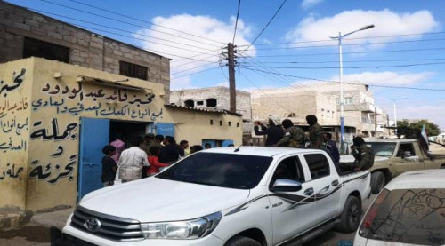 بإشراف العميد السيد.. تواصل حملات ضبط الأسعار بمديرية خنفر بأبين